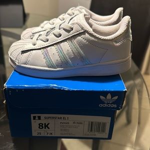 Addidas superstar kids size 8c